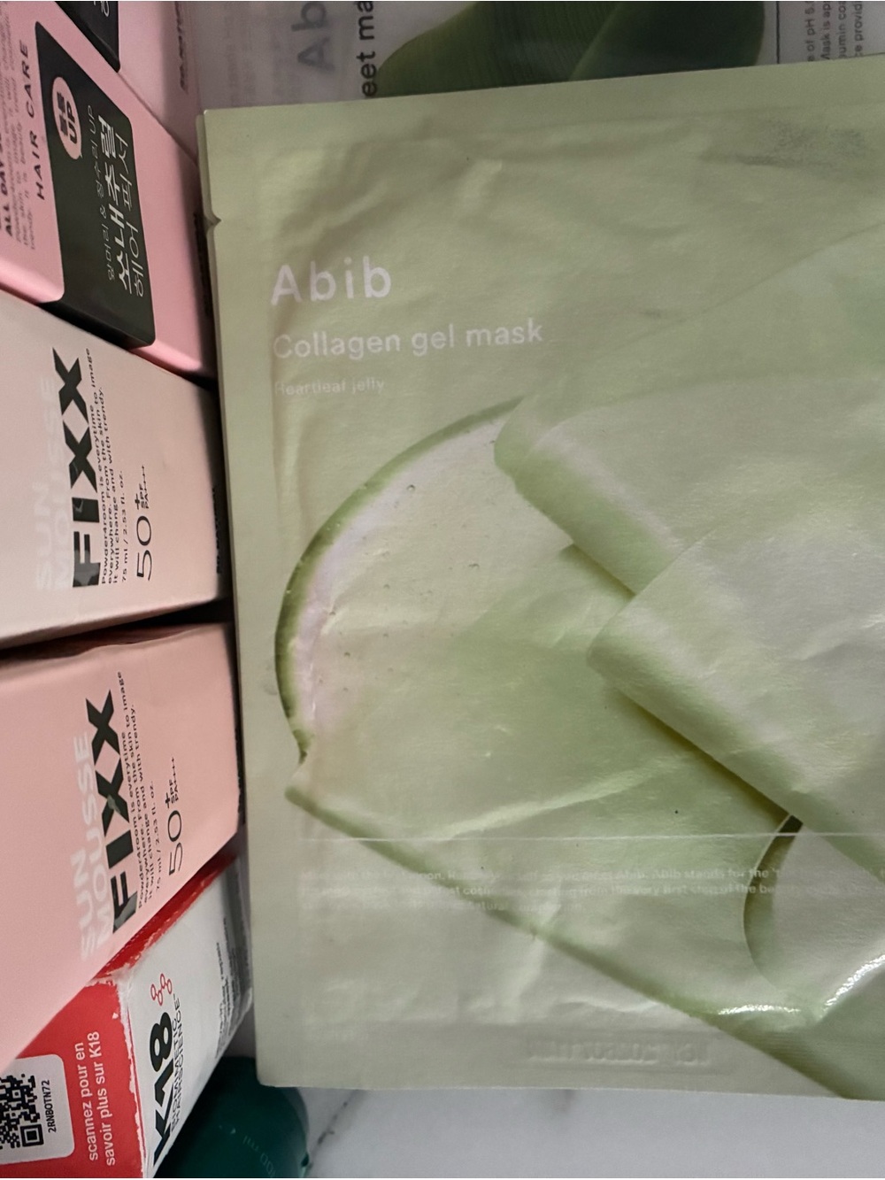 BEAUTY BUNDLE - Picture 3 of 9